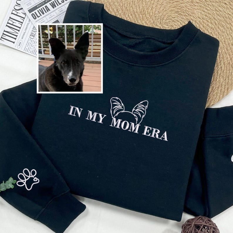 In My Mom Era Embroidery Sweatshirt Custom Dog Ear Embroidered T-shirt Hoodie