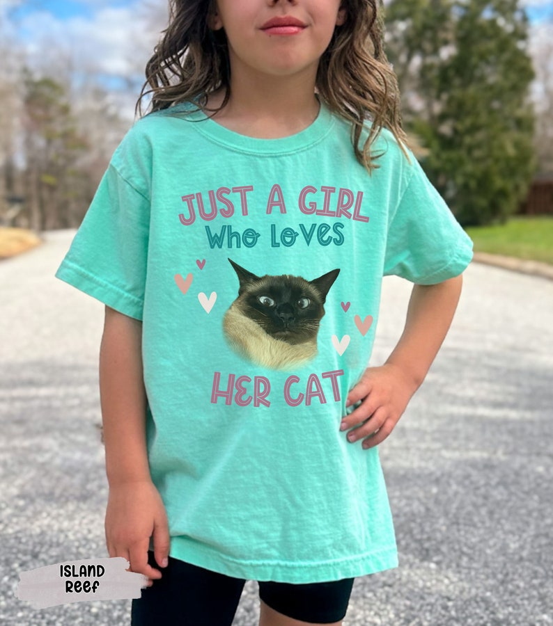 Just a Girl Who Loves Her Cat Personalized Printing Pet Photo Unisex T-shirt for Girls and Boys