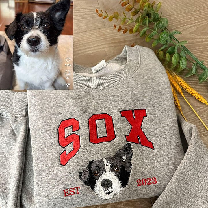 Custom Premium Handcrafted Pet Photo Embroidery with Pet Name T-shirt Sweatshirt Hoodie