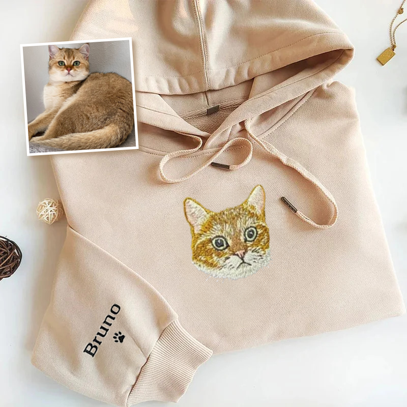 Golden-shaded Cat Lover Custom Embroidered Sweatshirt Hoodie T-shirt